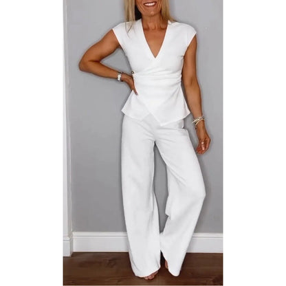 Palmira | Elegant Set with V-Neck Top and Wide-Leg Pants for Everyday Comfort